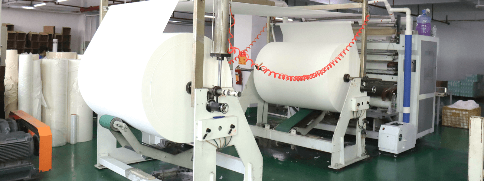 Línea de producción de equipos de conversión de máquina rebobinadora de papel higiénico